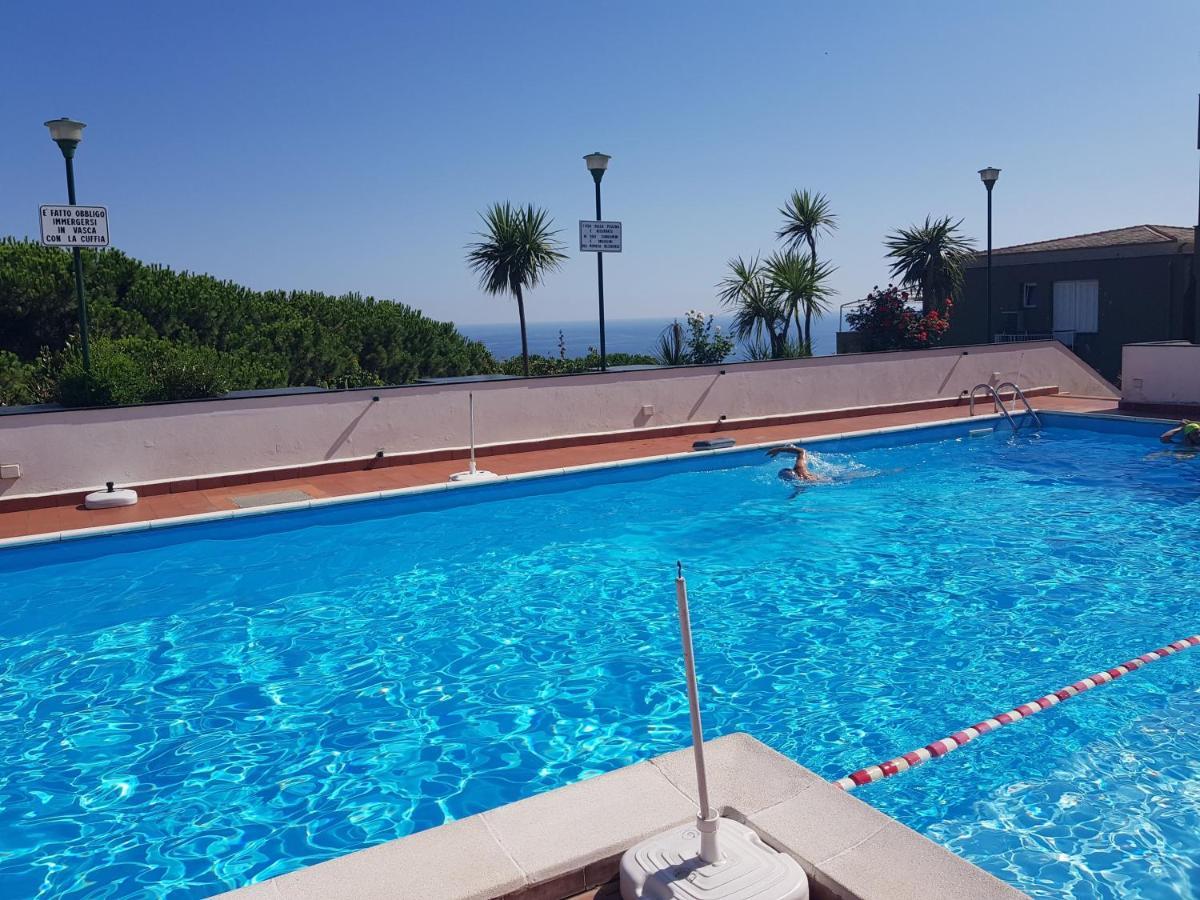 Appartement Residenza Mimosa à Varazze Extérieur photo