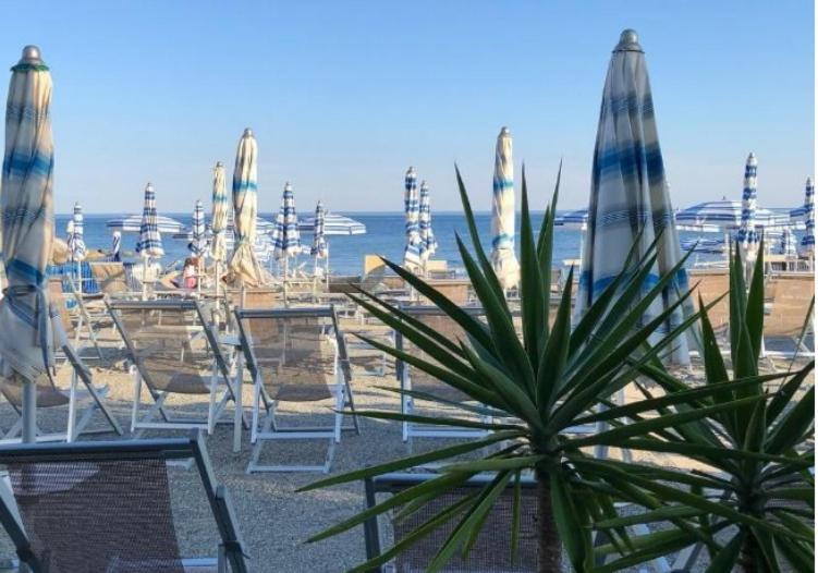 Appartement Residenza Mimosa à Varazze Extérieur photo